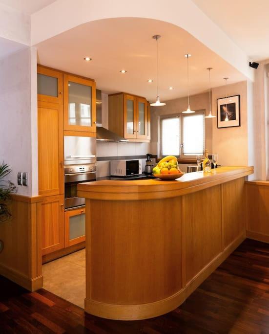 Appartement Annecy Centre Historique Parking Inclus ภายนอก รูปภาพ