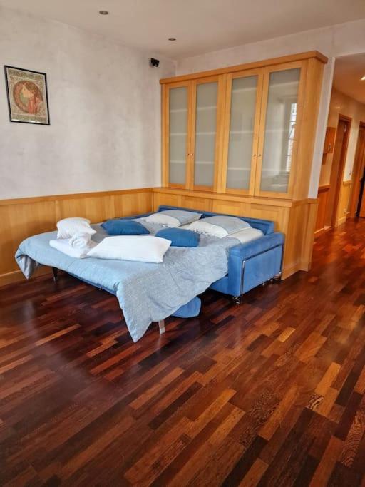 Appartement Annecy Centre Historique Parking Inclus ภายนอก รูปภาพ