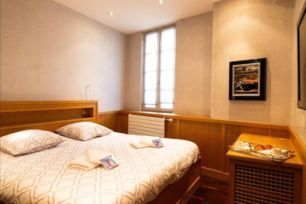 Appartement Annecy Centre Historique Parking Inclus ภายนอก รูปภาพ